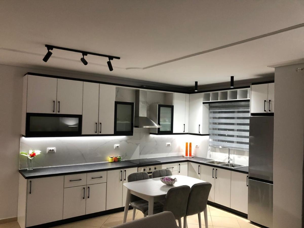 Sea La Vie- Apartment Saranda Extérieur photo
